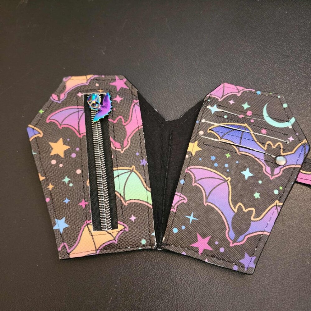 Coffin Wallet - Picture 2 of 3